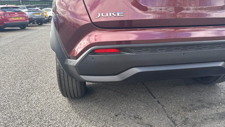 Nissan Juke 1.0 DiG-T 114 N-Connecta 5dr Petrol Hatchback